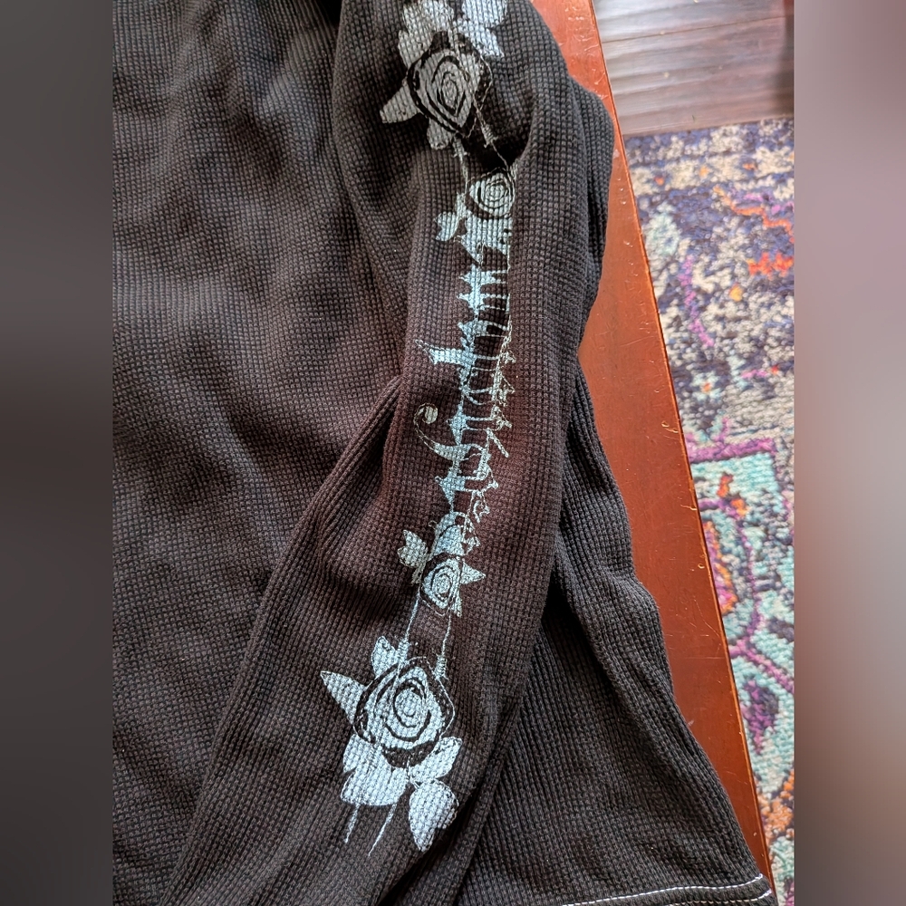Zumiez Black Long Sleeve Thermal with Light Blue Floral Graphics - Picture 2 of 7
